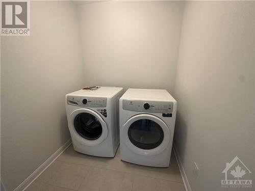 191 Shallow Pond Place, Ottawa, ON - Indoor Photo Showing Laundry Room