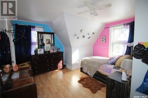 215 7Th Avenue E, Shaunavon, SK - Indoor Photo Showing Bedroom