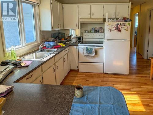 624 Young Street Unit# 4-, Penticton, BC - Indoor Photo Showing Kitchen With Double Sink