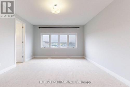 10 Periwinkle Road, Springwater (Midhurst), ON - Indoor Photo Showing Other Room