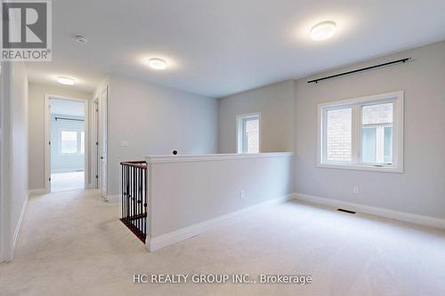 10 Periwinkle Road, Springwater (Midhurst), ON - Indoor Photo Showing Other Room