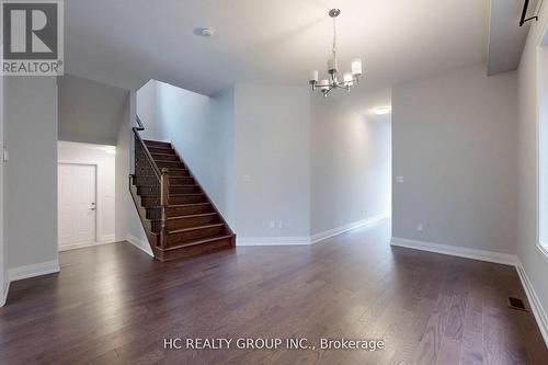 10 Periwinkle Road, Springwater (Midhurst), ON - Indoor Photo Showing Other Room