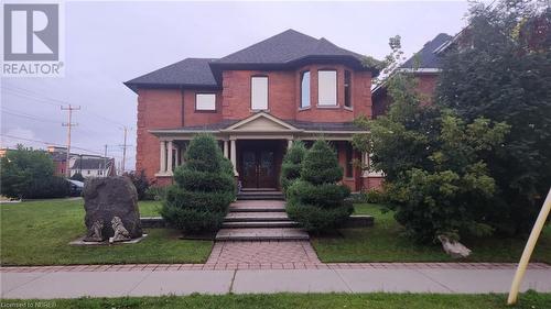 607 Mcintyre Street W, North Bay, ON - Outdoor With Facade