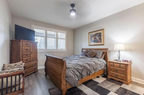 14 Campbell Street, Thorold, ON - Indoor Photo Showing Bedroom