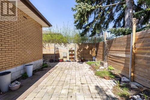 2315 Mount Forest Drive, Burlington (Mountainside), ON - Outdoor With Deck Patio Veranda With Exterior