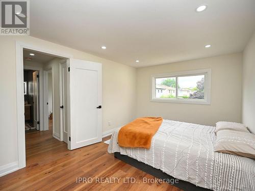 6199 Townwood Court, Mississauga (Meadowvale), ON - Indoor Photo Showing Bedroom