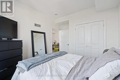 1503 - 25 Fontenay Court, Toronto (Edenbridge-Humber Valley), ON - Indoor Photo Showing Bedroom