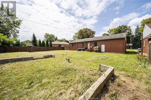 2532 Westminster, Windsor, ON - Outdoor