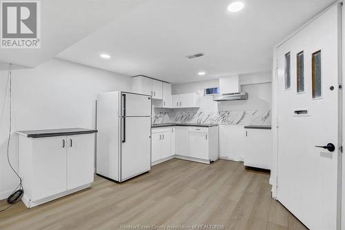 3859 Birch Street, Windsor, ON - Indoor Photo Showing Kitchen