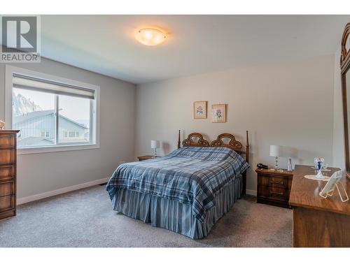 1532 Aspen Lane, Castlegar, BC - Indoor Photo Showing Bedroom