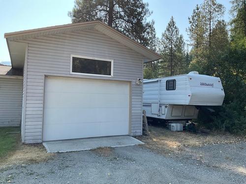 706 Central Avenue, Midway, BC - Outdoor With Exterior