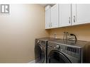 1055 Lawrence Avenue Unit# 202, Kelowna, BC  - Indoor Photo Showing Laundry Room 