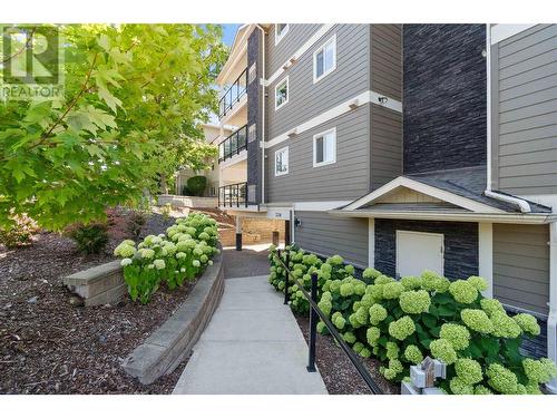 330 4 Avenue Se Unit# 306, Salmon Arm, BC - Outdoor