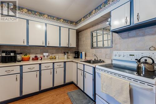 103 Farrell Drive, Mount Pearl, NL - Indoor Photo Showing Kitchen