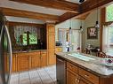 432 Bayles Road, Nakusp, BC  - Indoor Photo Showing Kitchen With Double Sink 