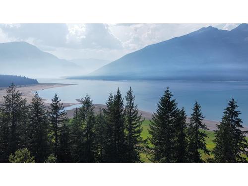 432 Bayles Road, Nakusp, BC - Outdoor With Body Of Water With View