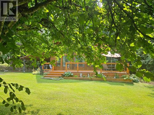 432 Bayles Road, Nakusp, BC - Outdoor With Deck Patio Veranda