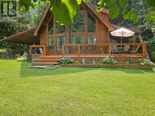 432 Bayles Road, Nakusp, BC - Outdoor With Deck Patio Veranda