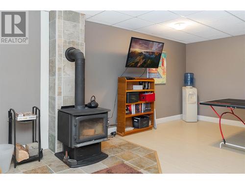 3990 Eastwood Drive, Kelowna, BC - Indoor With Fireplace