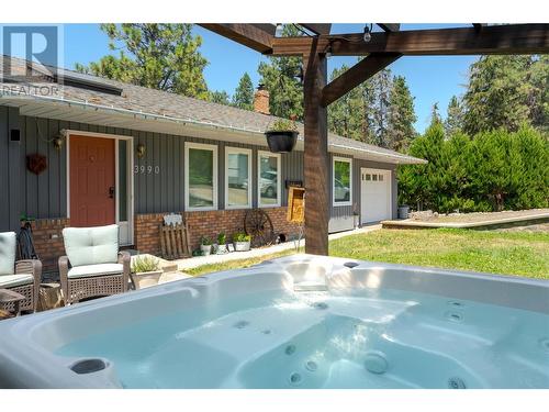 3990 Eastwood Drive, Kelowna, BC - Outdoor