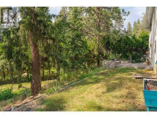 3990 Eastwood Drive, Kelowna, BC - Outdoor