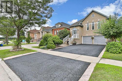 508 Stone Road, Aurora (Aurora Grove), ON - Outdoor With Facade