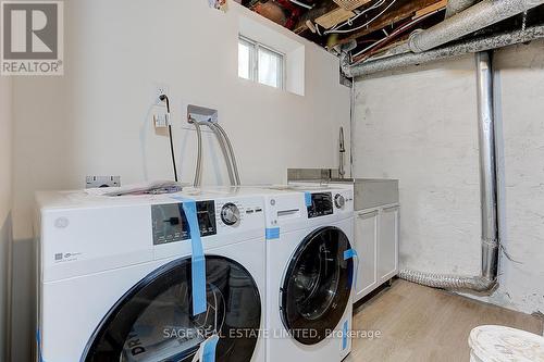 15 Cambrai Avenue, Toronto (Woodbine-Lumsden), ON - Indoor Photo Showing Laundry Room