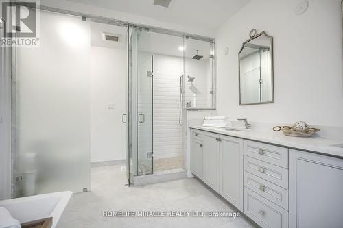 156 Wainfleet Crescent, Vaughan, ON - Indoor Photo Showing Bathroom