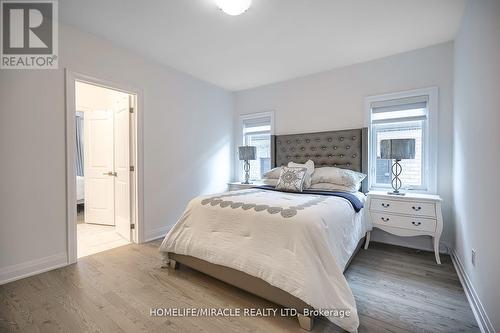 156 Wainfleet Crescent, Vaughan, ON - Indoor Photo Showing Bedroom