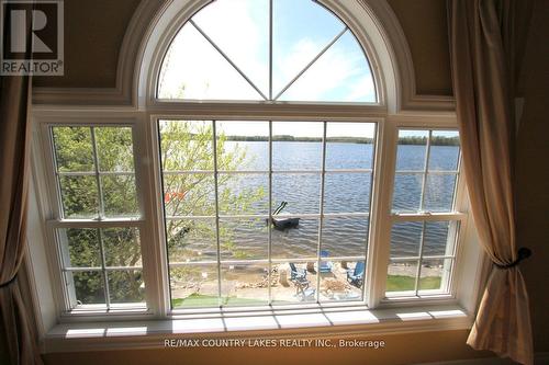 19 Hillcrest Avenue, Kawartha Lakes, ON - Indoor Photo Showing Other Room