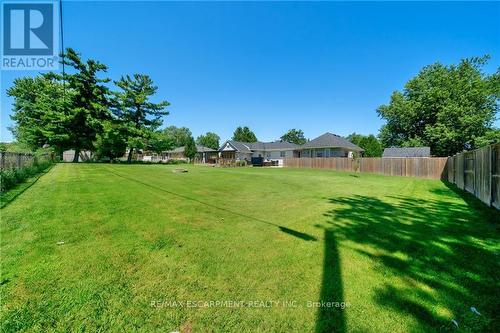 625 Golf Club Road, Hamilton, ON - Outdoor With Backyard