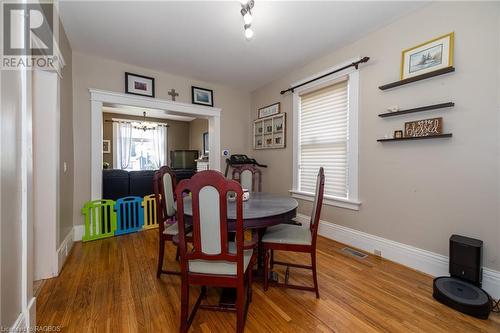 264 E 5Th Street E, Owen Sound, ON - Indoor Photo Showing Dining Room