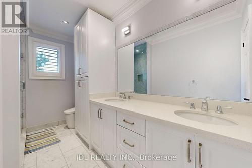 327 Mckee Avenue, Toronto (Willowdale East), ON - Indoor Photo Showing Bathroom