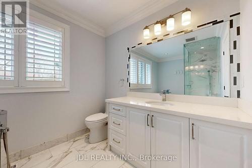 327 Mckee Avenue, Toronto (Willowdale East), ON - Indoor Photo Showing Bathroom