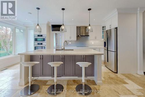 327 Mckee Avenue, Toronto (Willowdale East), ON - Indoor Photo Showing Kitchen With Upgraded Kitchen