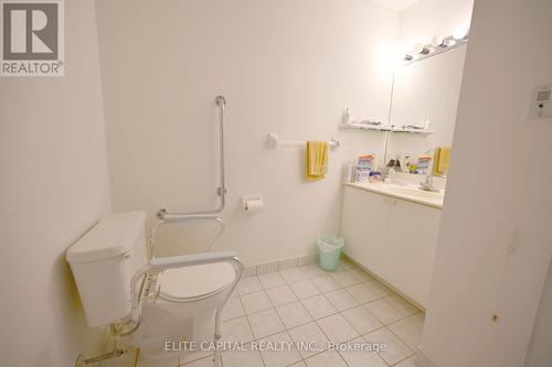 Ph8 - 3088 Kennedy Road, Toronto (Steeles), ON - Indoor Photo Showing Bathroom