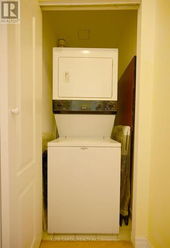 Ph8 - 3088 Kennedy Road, Toronto (Steeles), ON - Indoor Photo Showing Laundry Room