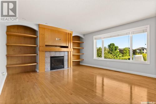 2650 Sandringham Crescent, Regina, SK - Indoor Photo Showing Living Room With Fireplace