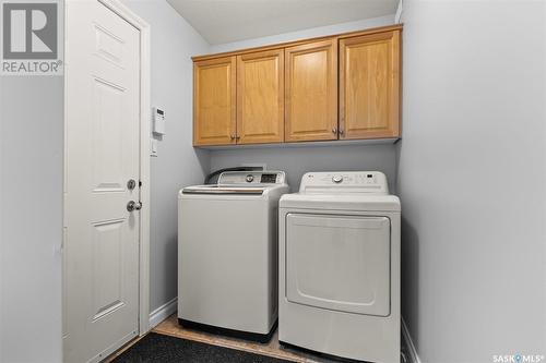 2650 Sandringham Crescent, Regina, SK - Indoor Photo Showing Laundry Room