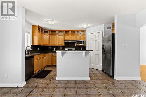 2650 Sandringham Crescent, Regina, SK - Indoor Photo Showing Kitchen