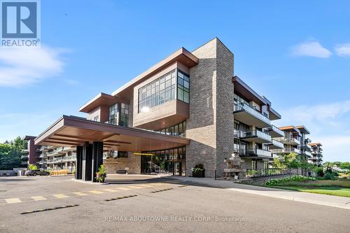 404 - 1575 Lakeshore Road N, Mississauga (Clarkson), ON - Outdoor With Balcony