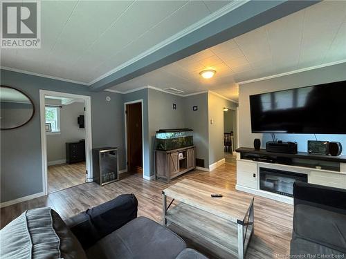 9 King Street, Grand Manan, NB - Indoor Photo Showing Living Room