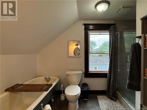 9 King Street, Grand Manan, NB - Indoor Photo Showing Bathroom