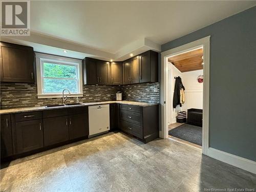 9 King Street, Grand Manan, NB - Indoor Photo Showing Kitchen