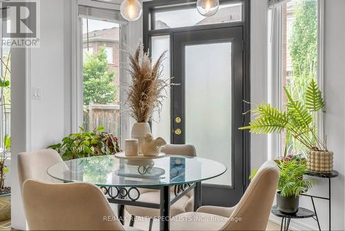 192 Giddings Crescent, Milton (Scott), ON - Indoor Photo Showing Dining Room