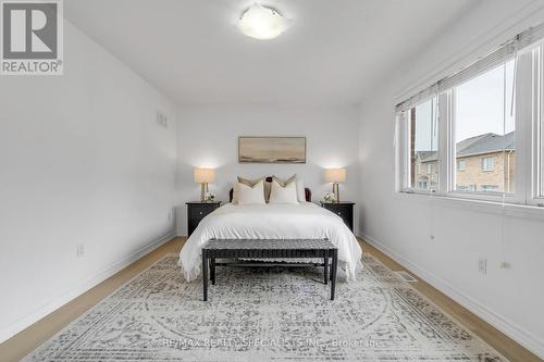 192 Giddings Crescent, Milton (Scott), ON - Indoor Photo Showing Bedroom