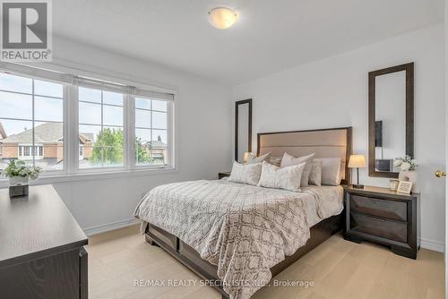 192 Giddings Crescent, Milton (Scott), ON - Indoor Photo Showing Bedroom