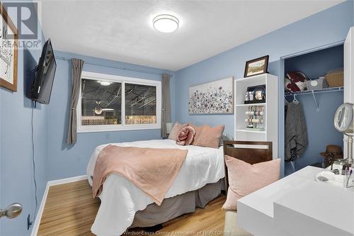 1035 Riverdale, Windsor, ON - Indoor Photo Showing Bedroom