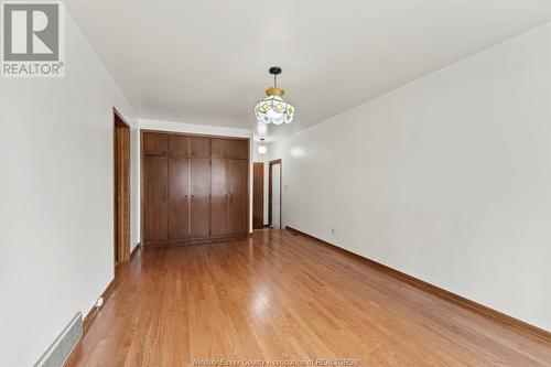 114 Orange Street, Leamington, ON - Indoor Photo Showing Other Room