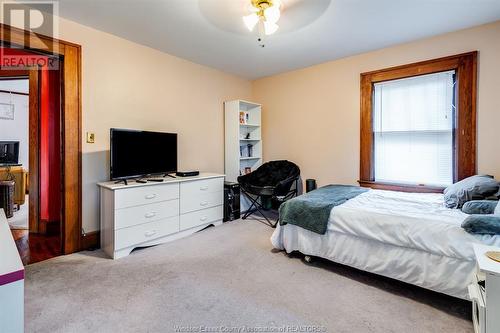 858 Chilver Road, Windsor, ON - Indoor Photo Showing Bedroom